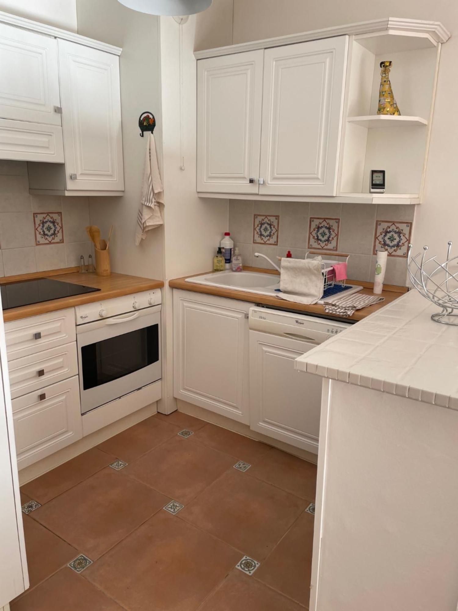 2 Pieces Saint Raphael Renove, Classe 4 Etoiles, 100 M Plages, Piscine, Tennis, Parc, Terrasse, Jardin Privatif Luaran gambar