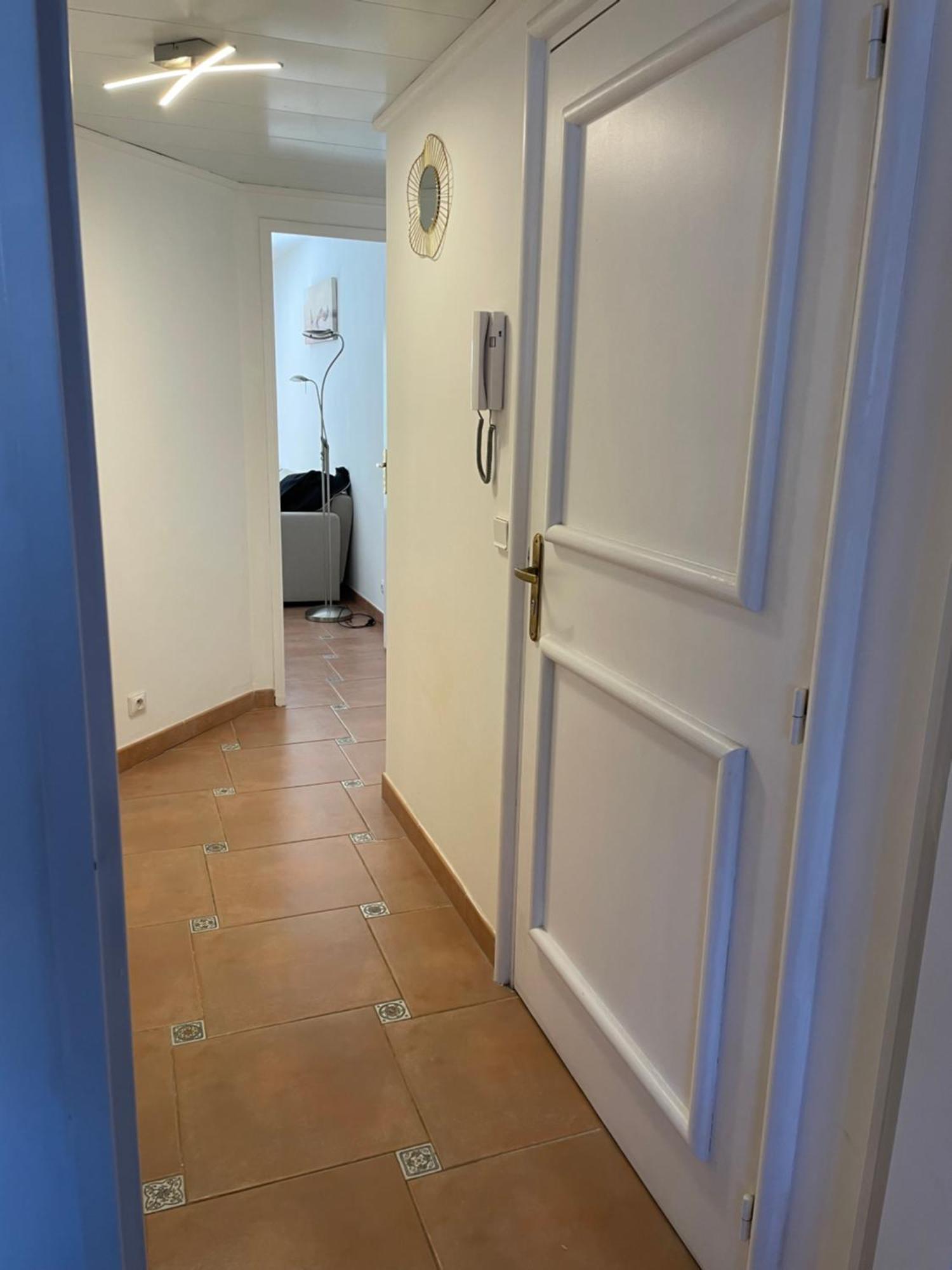 2 Pieces Saint Raphael Renove, Classe 4 Etoiles, 100 M Plages, Piscine, Tennis, Parc, Terrasse, Jardin Privatif Luaran gambar